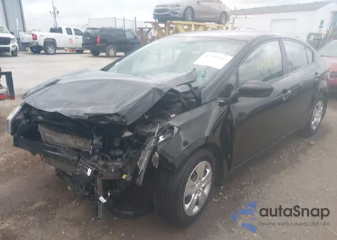 2017 Kia Forte Lx z USA, uszkodzony, nr VIN 3KPFK4A78HE110191